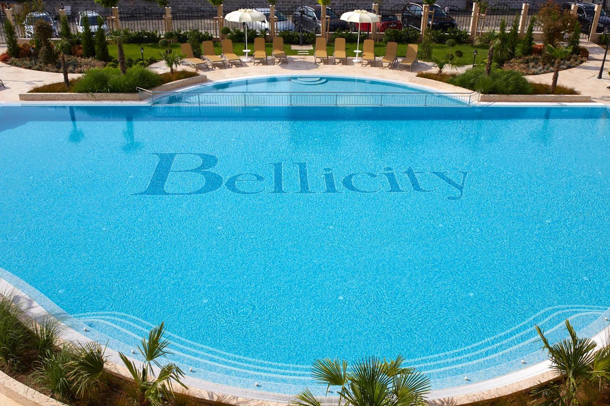 Bellicity Apart Complex Ravda Ngoại thất bức ảnh