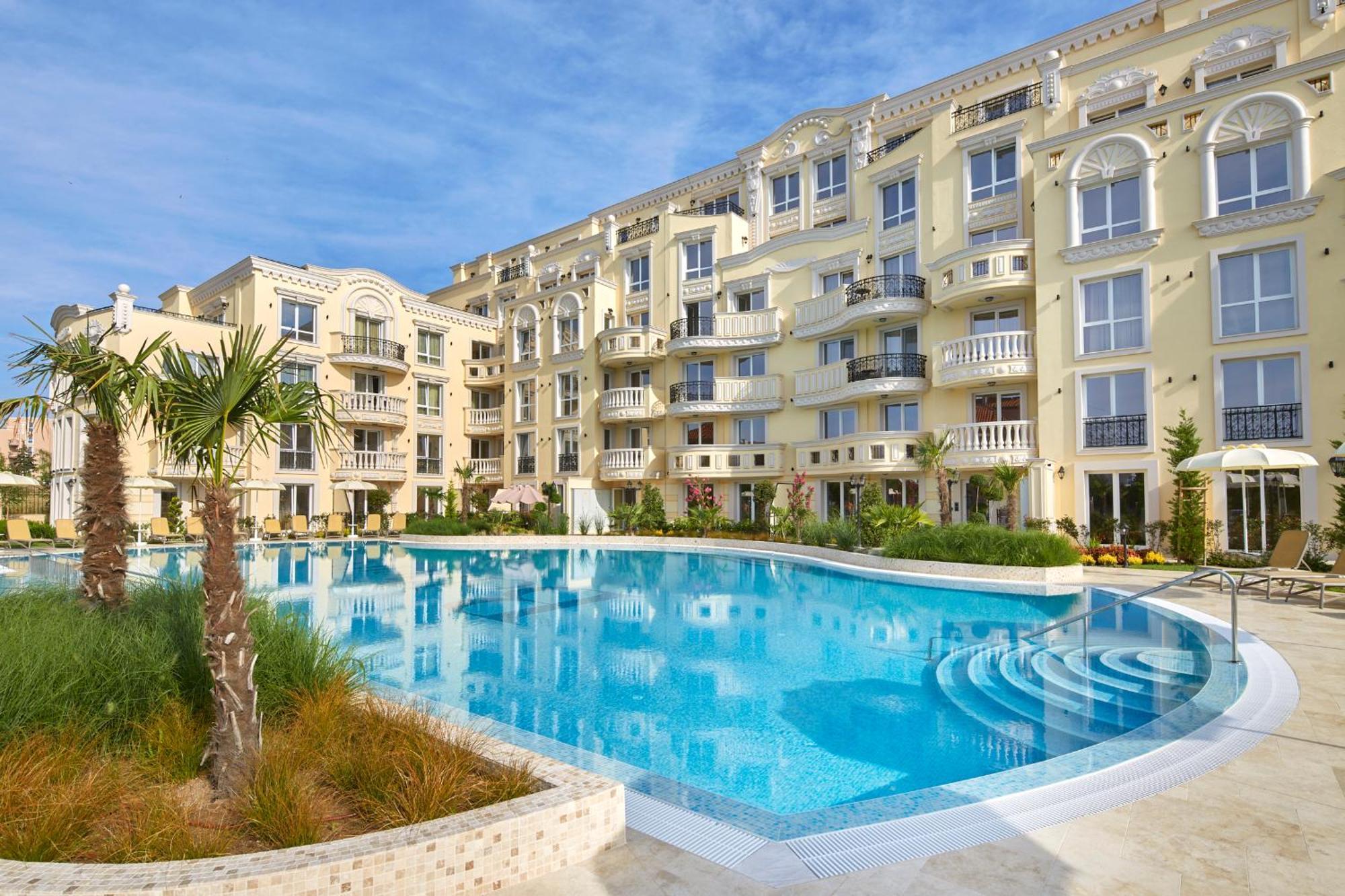 Bellicity Apart Complex Ravda Ngoại thất bức ảnh